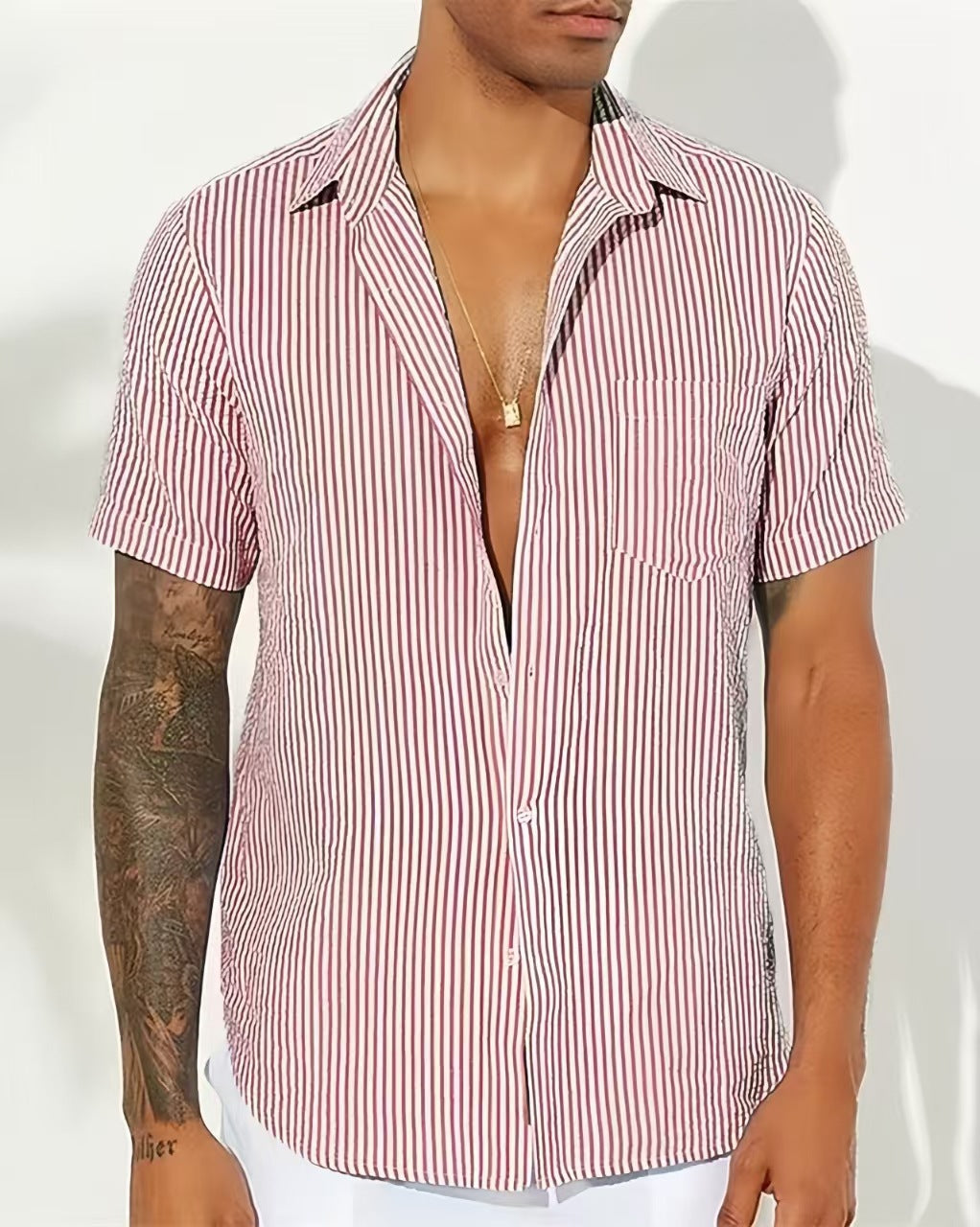 Chemise d'été à fines rayures — Manches courtes