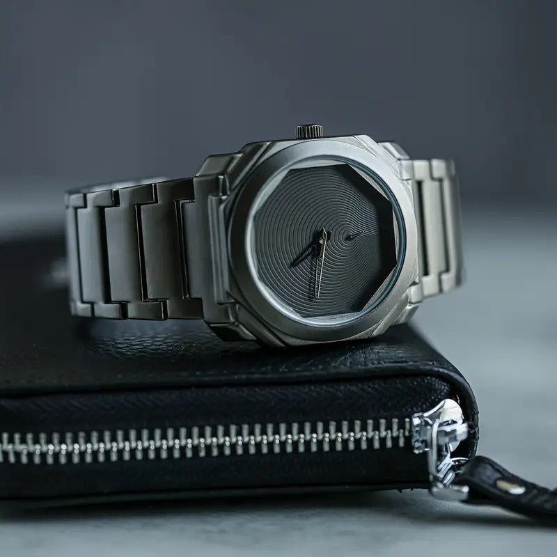 Meridian Stahl Uhr