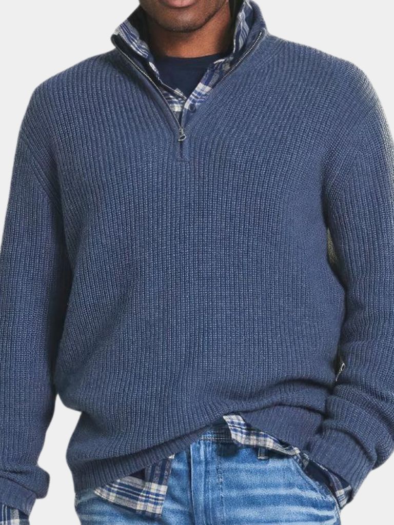 Klassischer Highland-Pullover mit Viertel-Reißverschluss