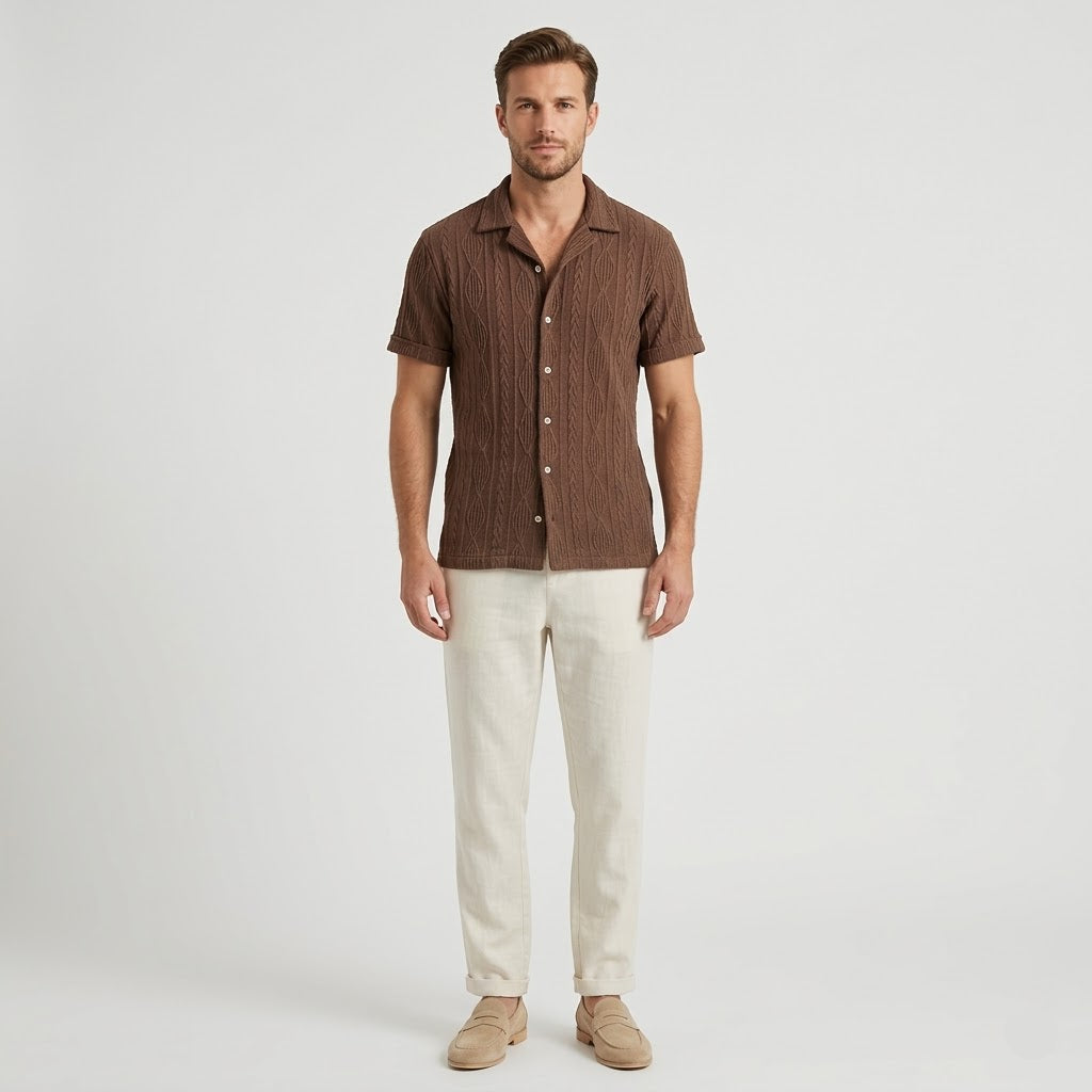 Kubanisches Hemd & Leinenhose mit geradem Bein